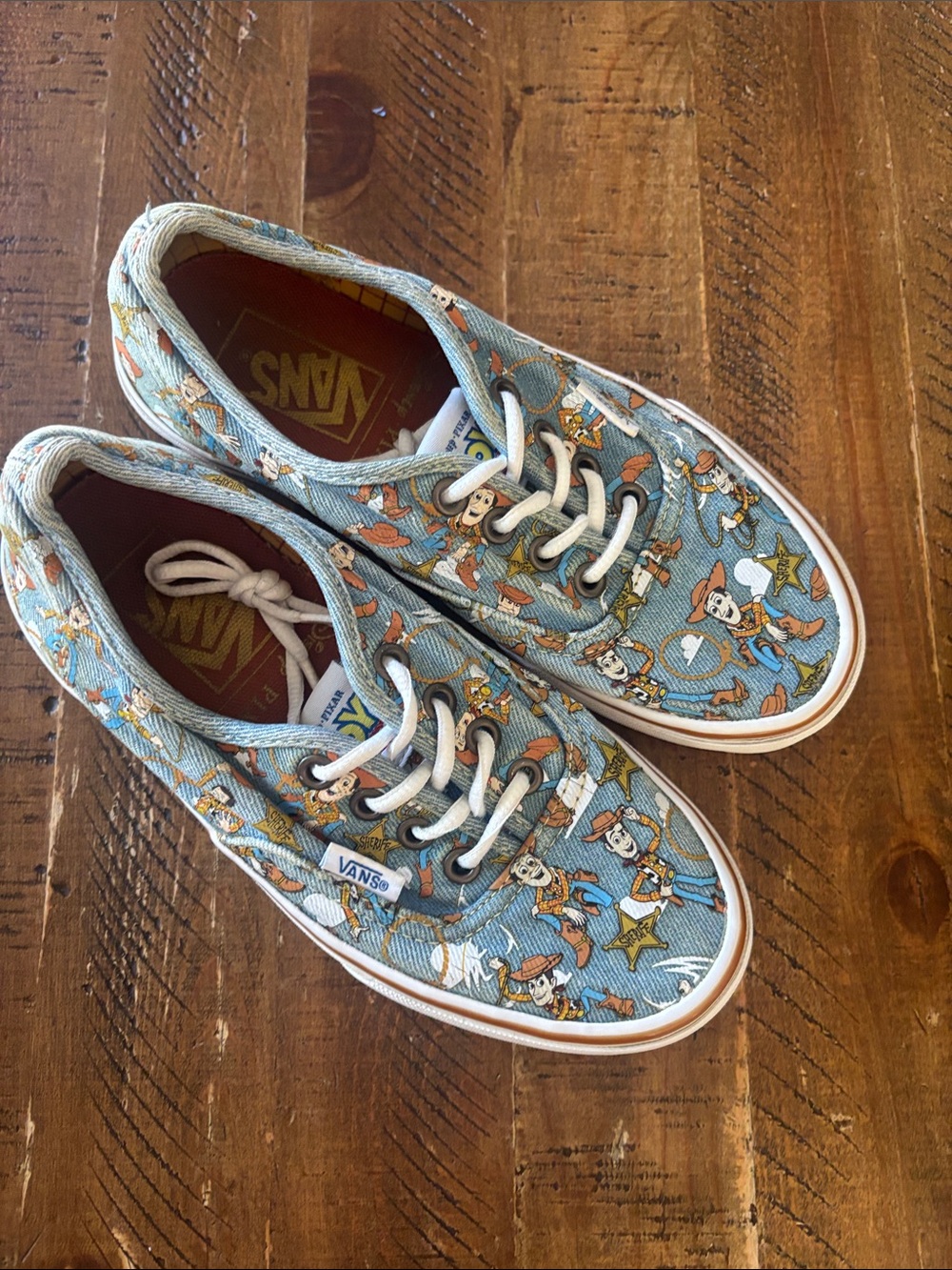 Vans Authentic x Disney Toy Story "Sheriff Woody" Shoes Sneakers Youth Size 4